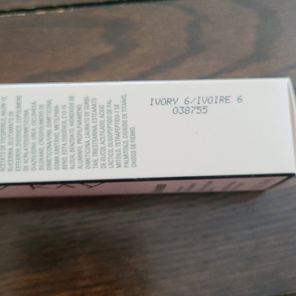 Mary Kay Timewise Matte-Wear Ivory 6 - Picture 2 of 2